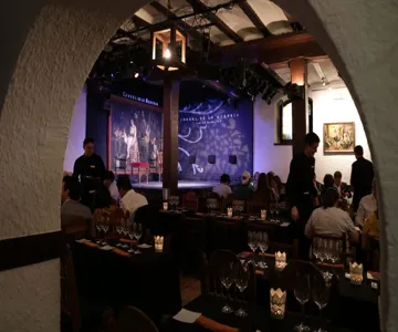 Flamenco Show and Dinner at Corral de la Morería